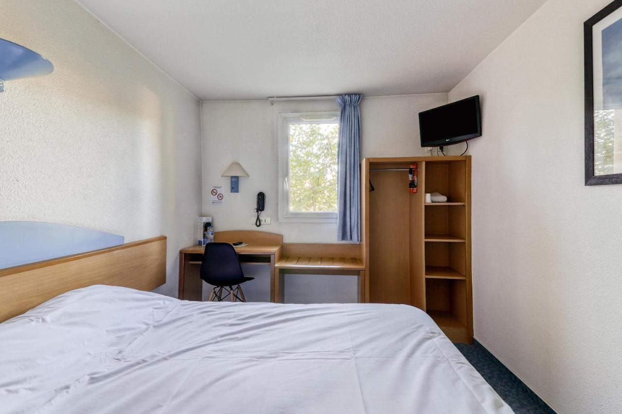 Brit Hotel Essentiel Saint-Flour Екстер'єр фото